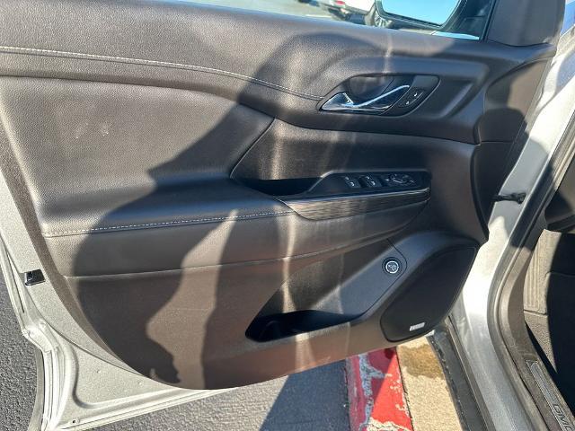 2023 GMC Acadia AWD SLT