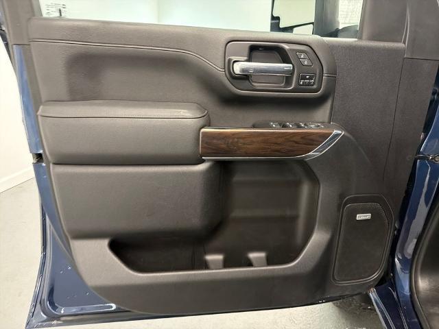 2023 GMC Sierra 2500HD 4WD Crew Cab Standard Bed SLT