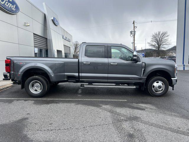 2025 Ford F-350 LARIAT