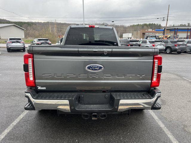 2025 Ford F-350 LARIAT
