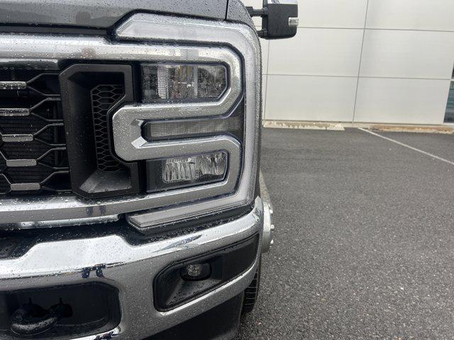 2025 Ford F-350 LARIAT