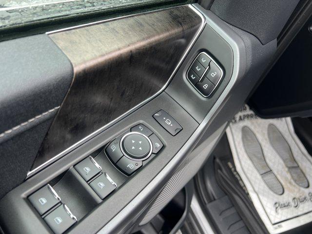 2025 Ford F-350 LARIAT