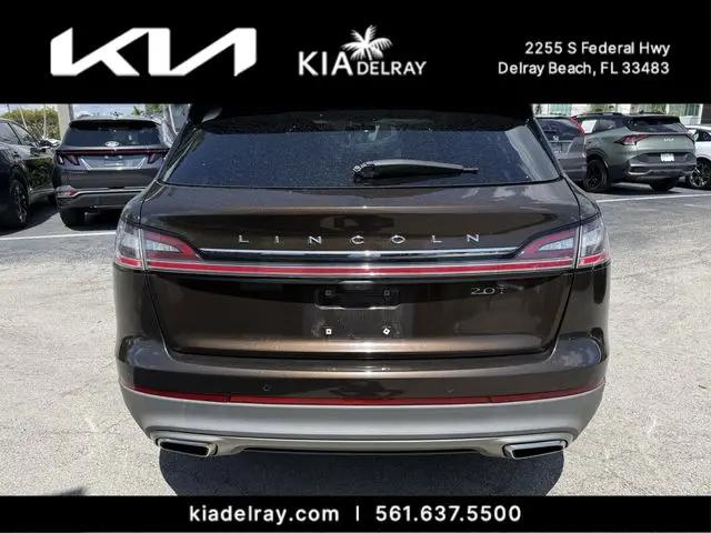 2019 Lincoln Nautilus Select