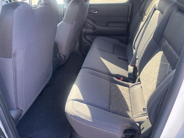 2025 Nissan Frontier Crew Cab SV 4x4