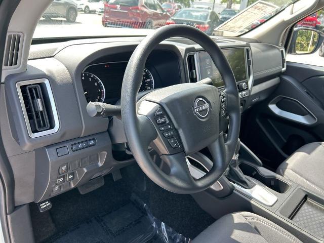 2025 Nissan Frontier Crew Cab SV 4x4