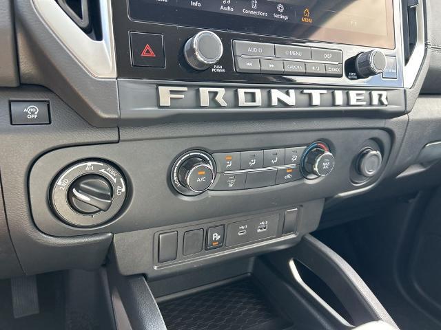 2025 Nissan Frontier Crew Cab SV 4x4