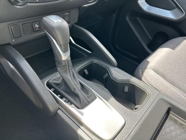 2025 Nissan Frontier Crew Cab SV 4x4