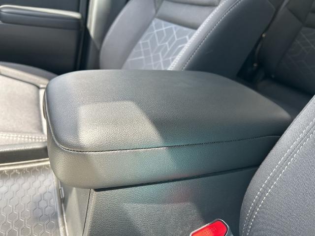 2025 Nissan Frontier Crew Cab SV 4x4