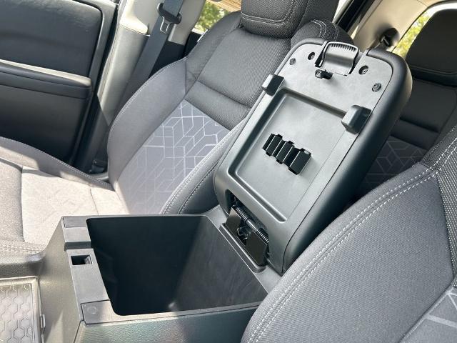 2025 Nissan Frontier Crew Cab SV 4x4