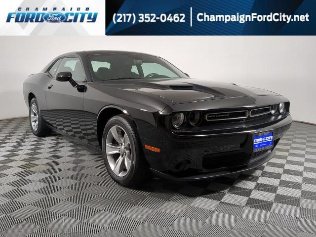 2018 Dodge Challenger SXT for sale in Champaign, IL