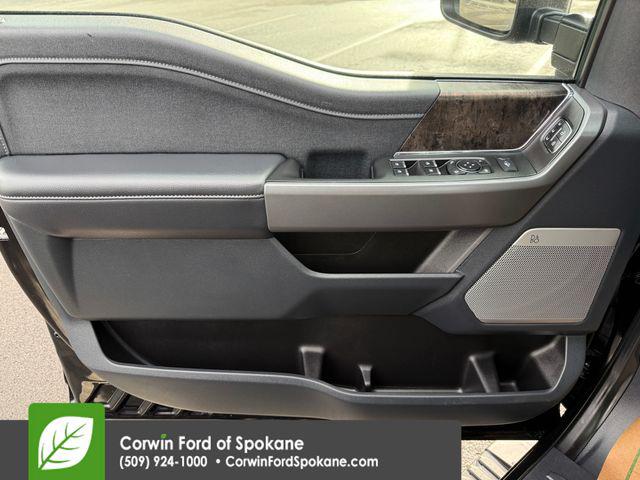 2025 Ford F-350 LARIAT