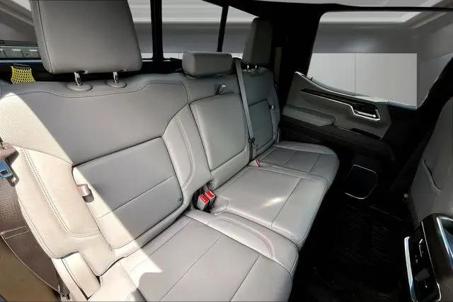 2026 GMC Sierra 1500 Crew Cab, Short Bed, SLT, 4WD