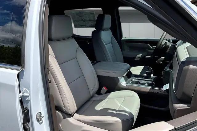 2026 GMC Sierra 1500 Crew Cab, Short Bed, SLT, 4WD