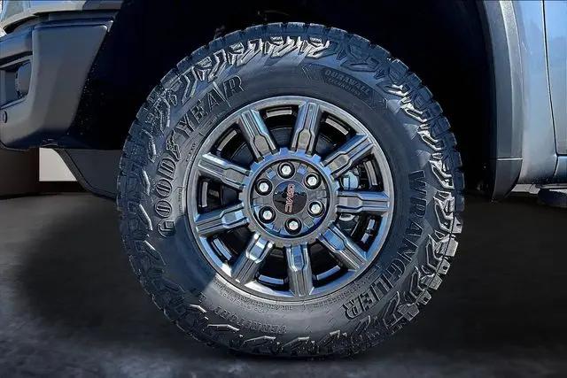 2026 GMC Sierra 1500 Crew Cab, Short Bed, AT4X, 4WD
