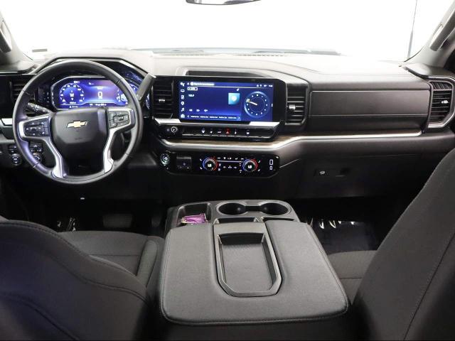 2025 Chevrolet Silverado 2500HD 4WD Crew Cab Standard Bed LT