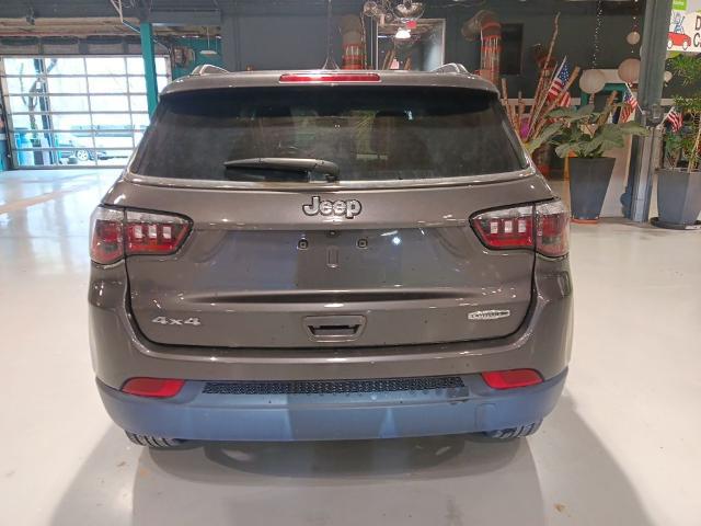 2022 Jeep Compass Latitude Lux 4x4