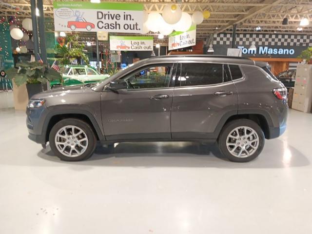 2022 Jeep Compass Latitude Lux 4x4