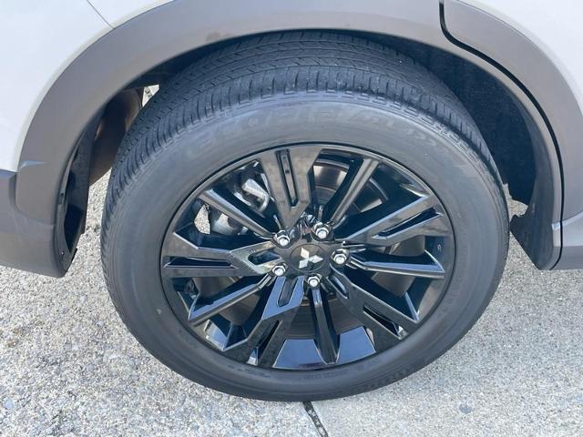 2024 Mitsubishi Eclipse Cross Unknown