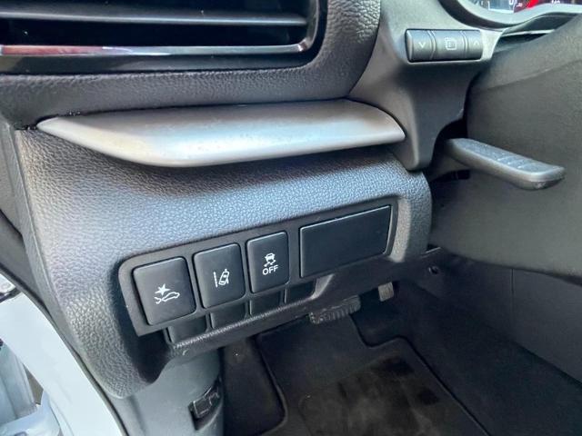 2024 Mitsubishi Eclipse Cross Unknown