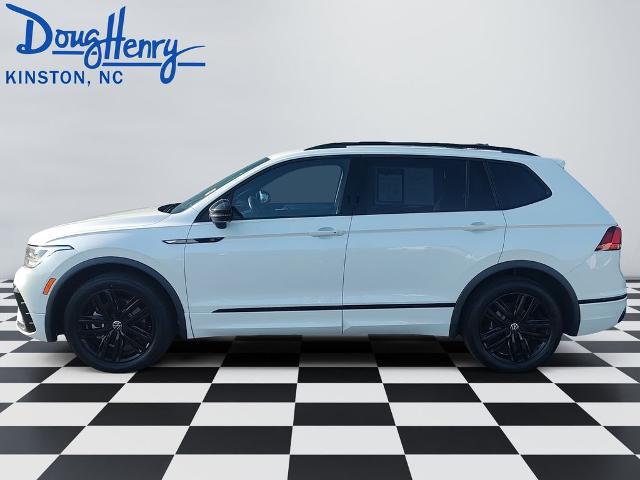 2022 Volkswagen Tiguan 2.0T SE R-Line Black