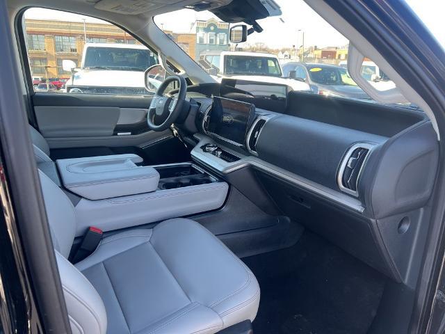 2025 Ford Expedition Active MAX