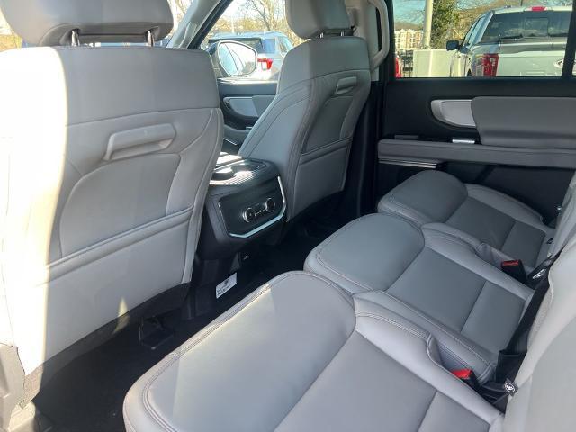 2025 Ford Expedition Active MAX