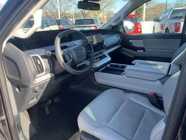 2025 Ford Expedition Active MAX