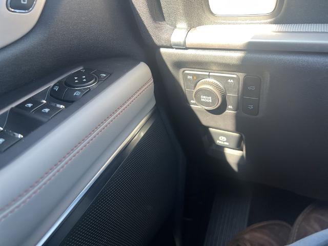 2025 Ford Expedition Active MAX