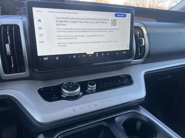 2025 Ford Expedition Active MAX