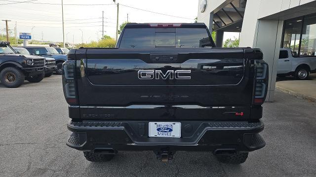 2025 GMC Sierra 1500 4WD Crew Cab Short Box AT4