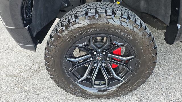 2025 GMC Sierra 1500 4WD Crew Cab Short Box AT4
