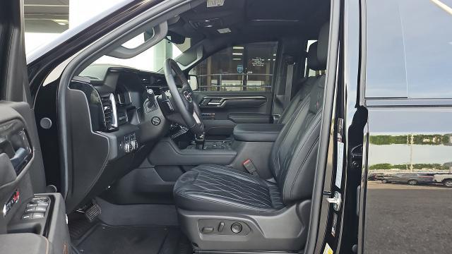2025 GMC Sierra 1500 4WD Crew Cab Short Box AT4
