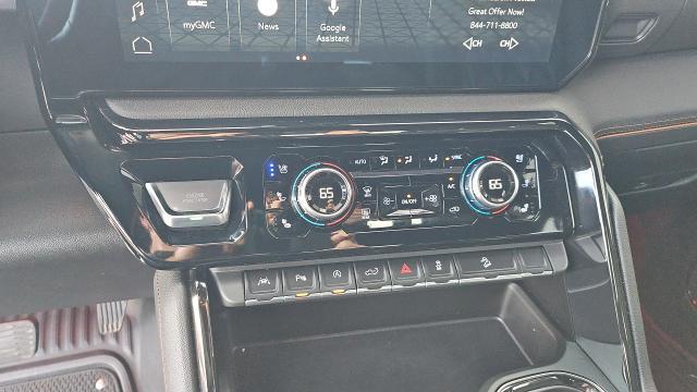 2025 GMC Sierra 1500 4WD Crew Cab Short Box AT4