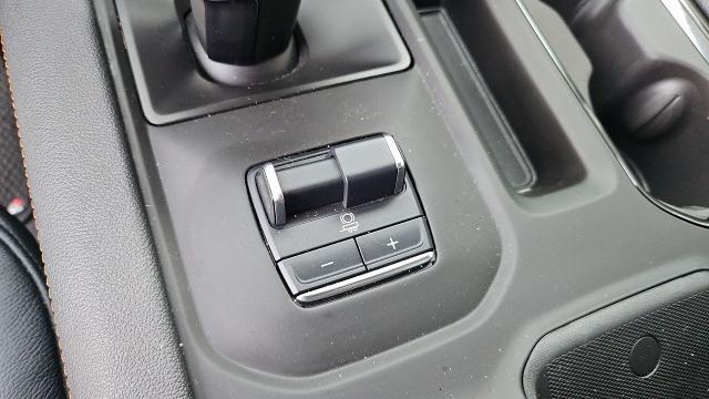 2025 GMC Sierra 1500 4WD Crew Cab Short Box AT4