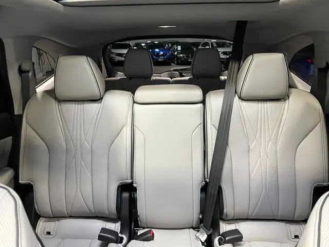 2026 Acura MDX Advance Package