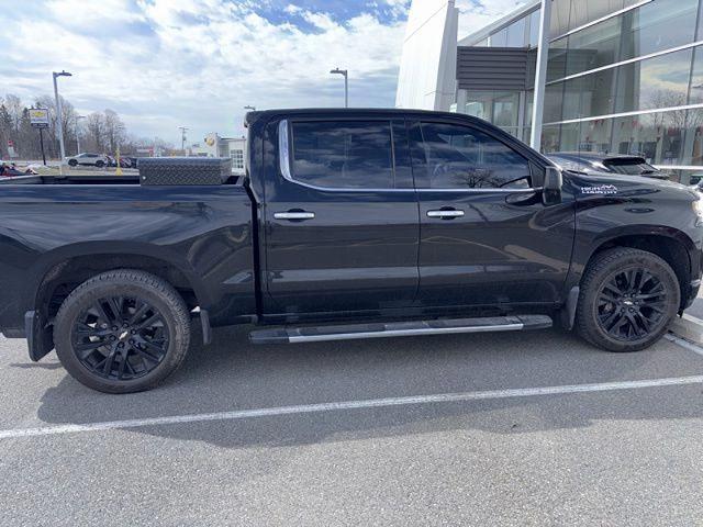 2021 Chevrolet Silverado 1500 4WD Crew Cab Short Bed High Country