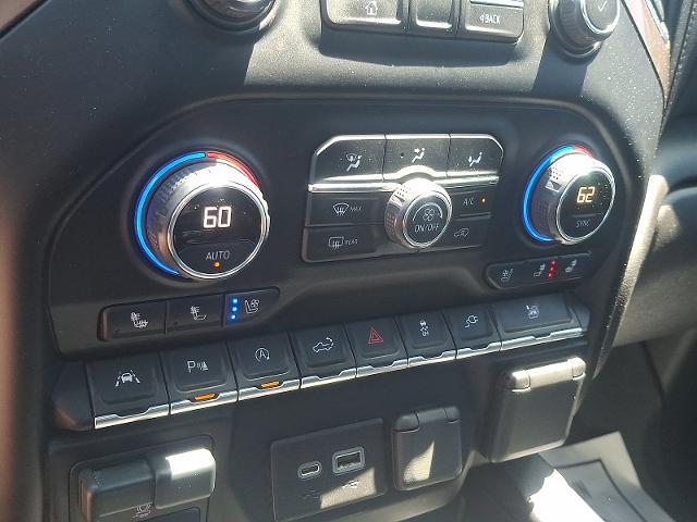 2021 Chevrolet Silverado 1500 4WD Crew Cab Short Bed High Country