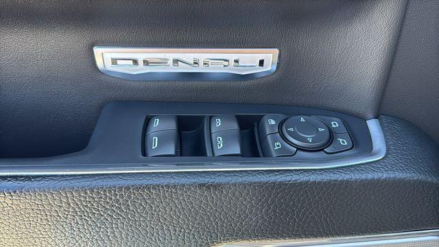 2024 GMC Sierra 1500 4WD Crew Cab Short Box Denali