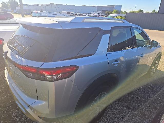 2025 Nissan Pathfinder SL FWD