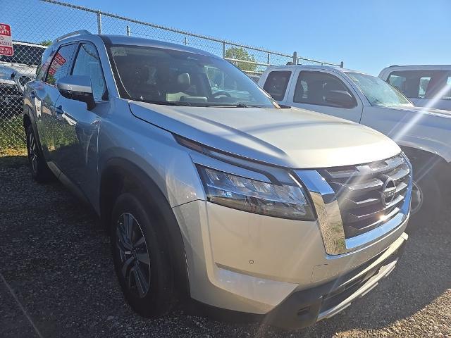 2025 Nissan Pathfinder SL FWD