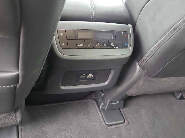 2025 Nissan Pathfinder SL FWD
