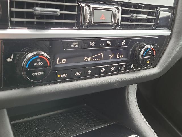 2025 Nissan Pathfinder SL FWD