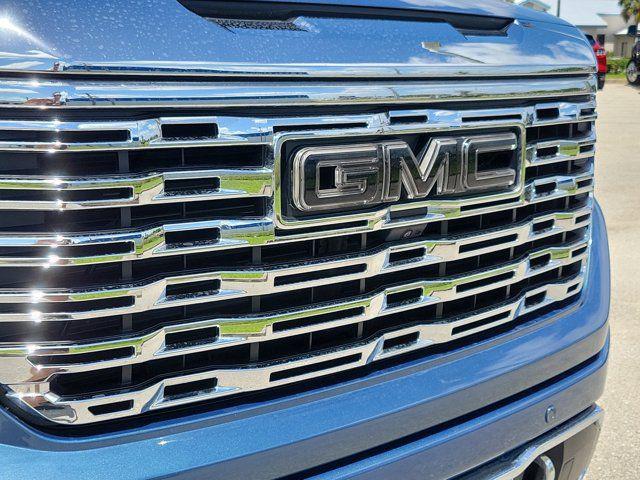 2026 GMC Sierra 1500 Crew Cab, Short Bed, Denali, 4WD