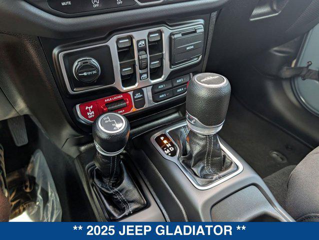 2025 Jeep Gladiator Sport