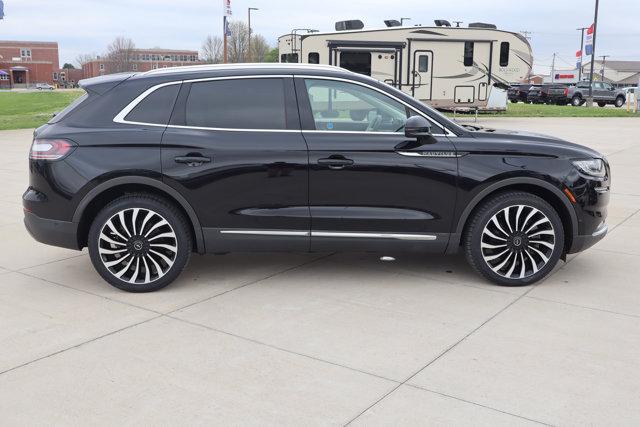 2022 Lincoln Nautilus Black Label