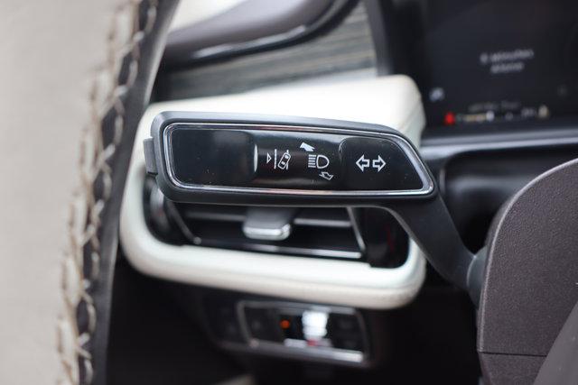 2022 Lincoln Nautilus Black Label