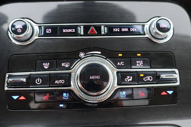 2022 Lincoln Nautilus Black Label
