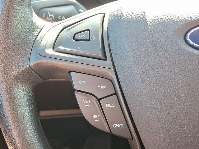 2023 Ford Edge SE