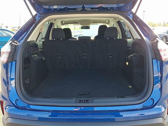 2023 Ford Edge SE