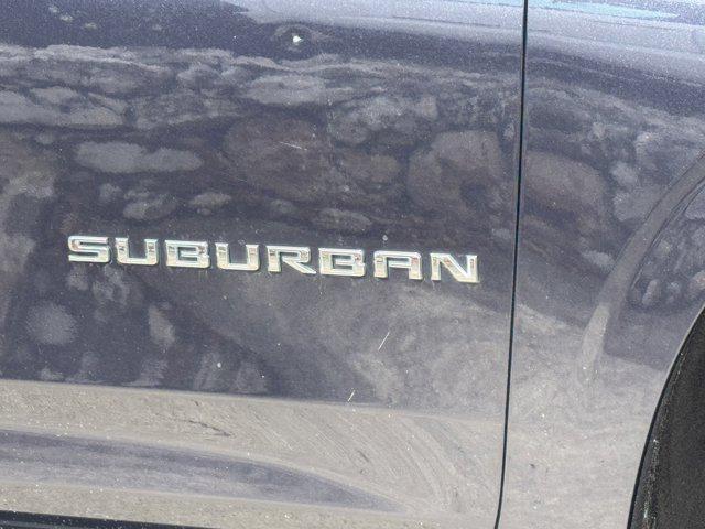 2024 Chevrolet Suburban 2WD LT